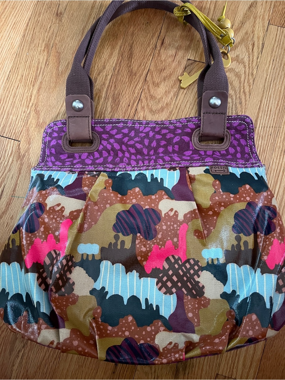Fossil Ket-Pur Multicolor Patterned Shoulder Bag with Purple and Brown Accents - Picture 3 of 5